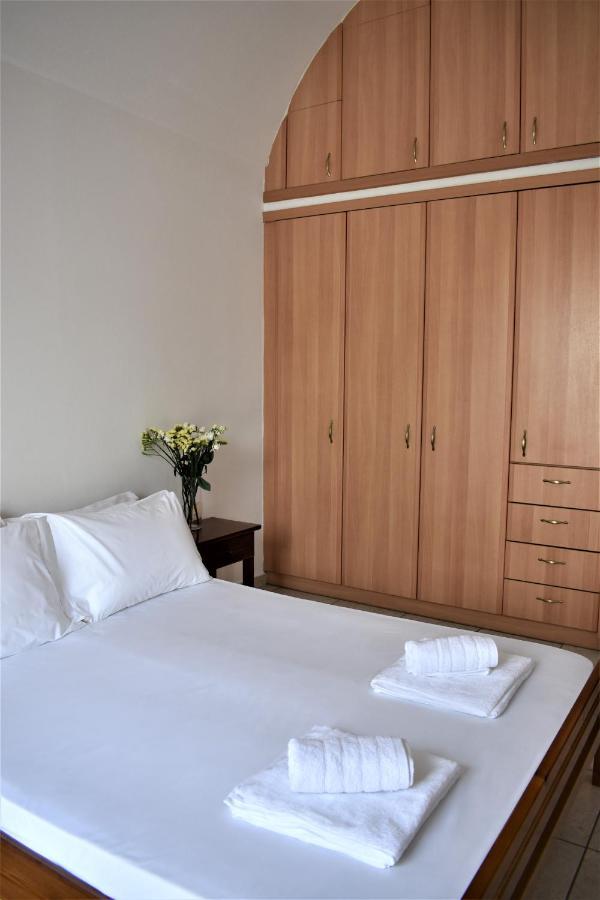 Emorfia Apartment Kamari  Luaran gambar
